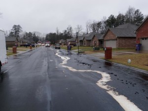 Oil flows through Mayflower streets after pipeline rupture